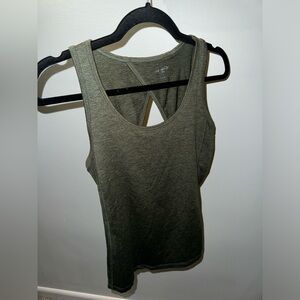 Bundle of workout t-shirts!